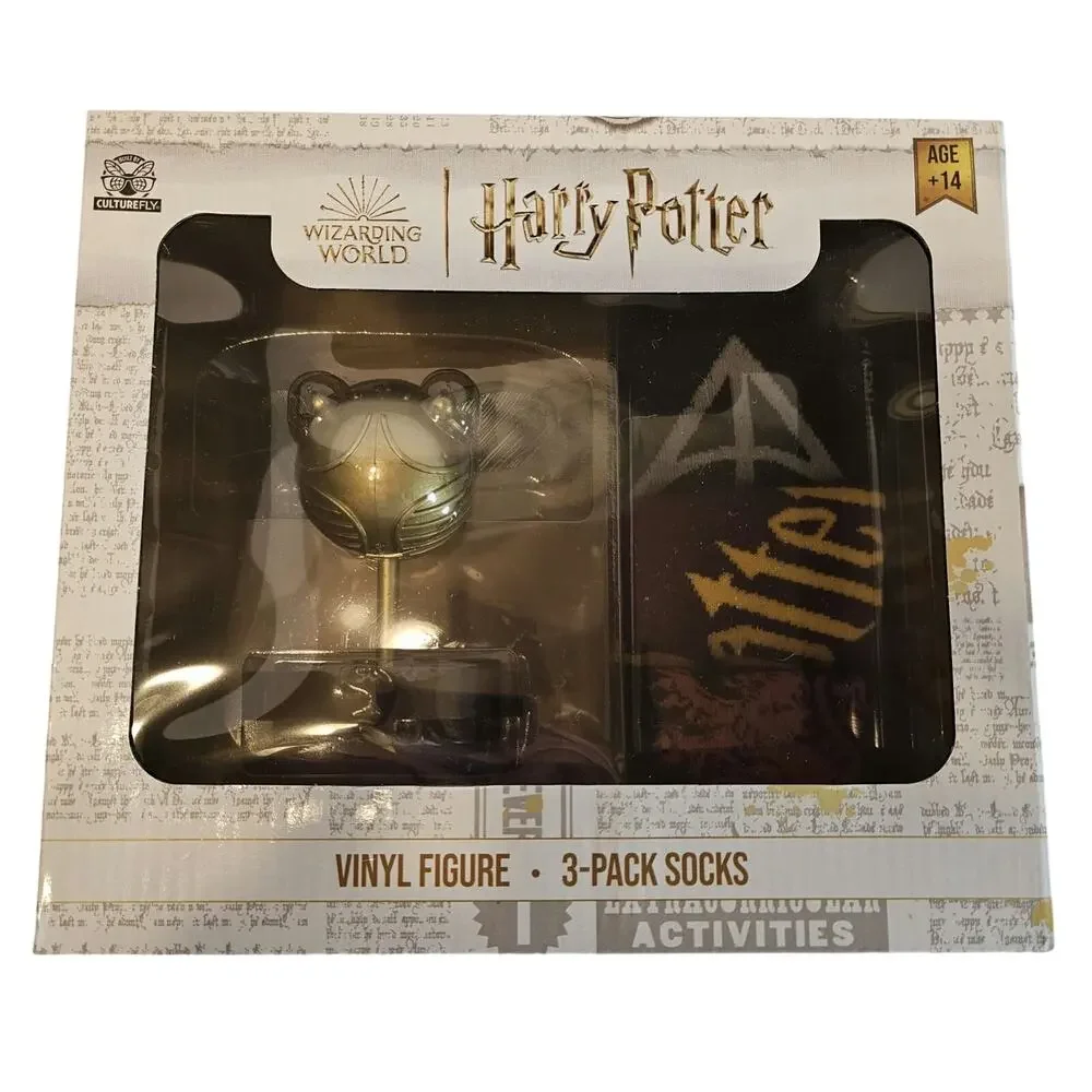 Harry Potter Wizarding World 3 Pairs of Socks and Vinyl Golden Snitch Figure NEW